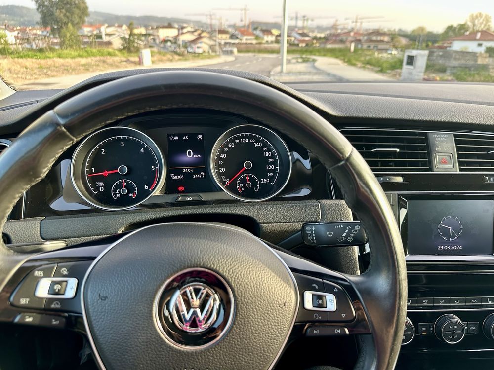 VW Golf VII - 1.6 TDI Highline