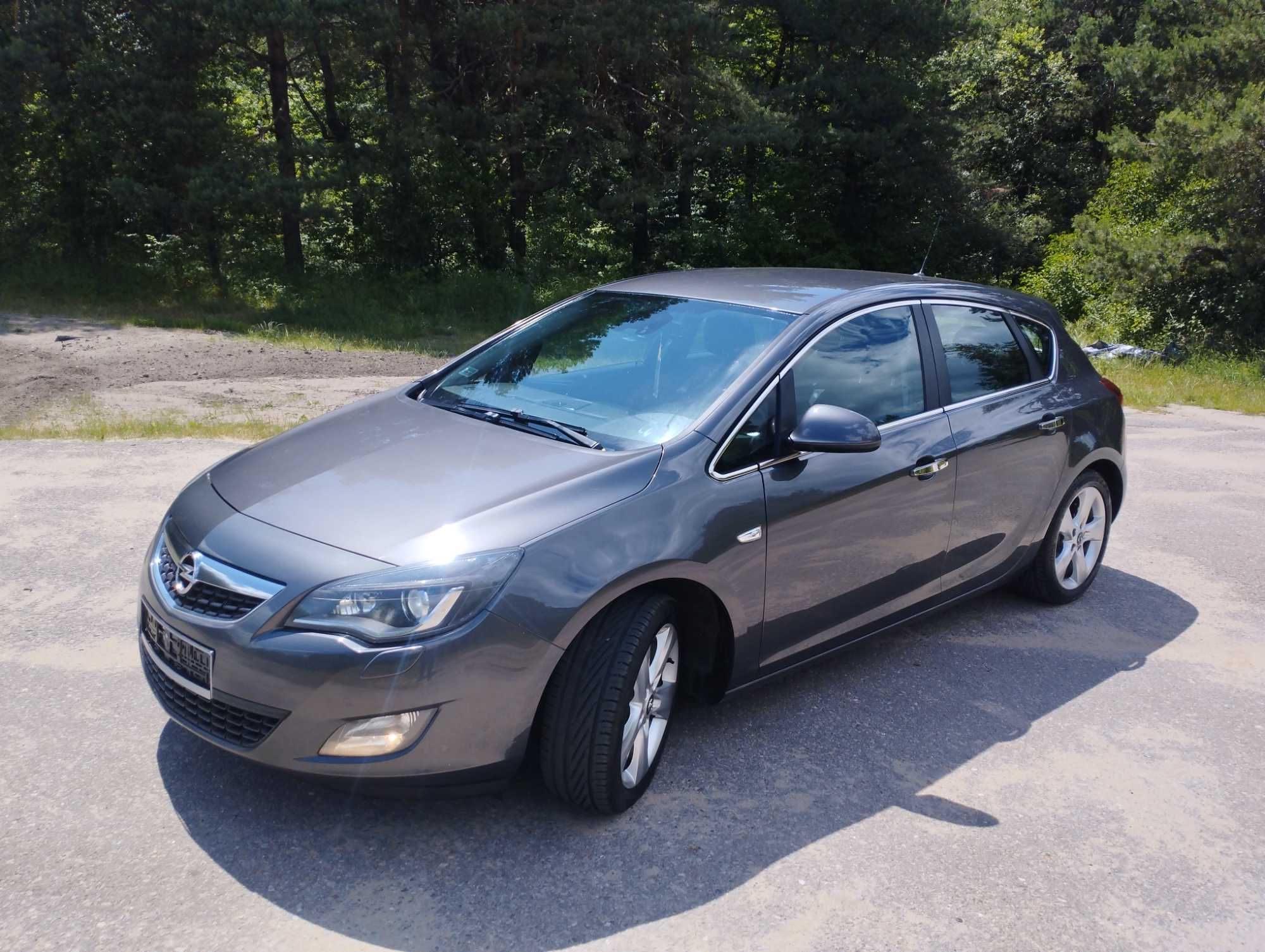 Opel Astra J 1.7 CDti Zarejestrowana !!