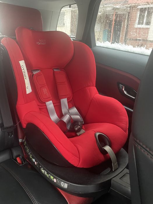 Автокресло britax romer