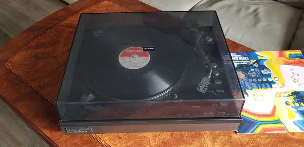 FISHER MT-6221 виниловый проигрыватель