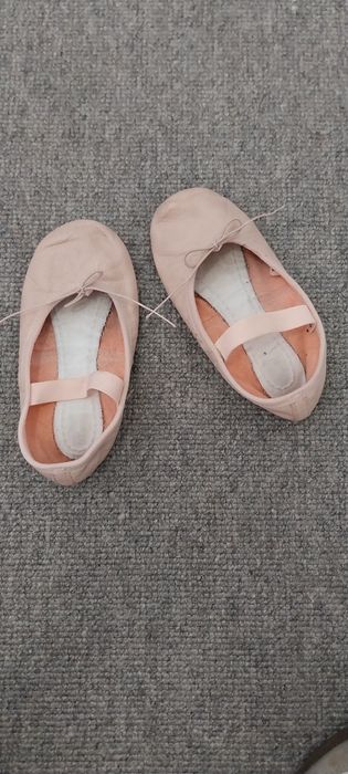 Maillot ballet rosa manga curta, sapatilhass e casaco