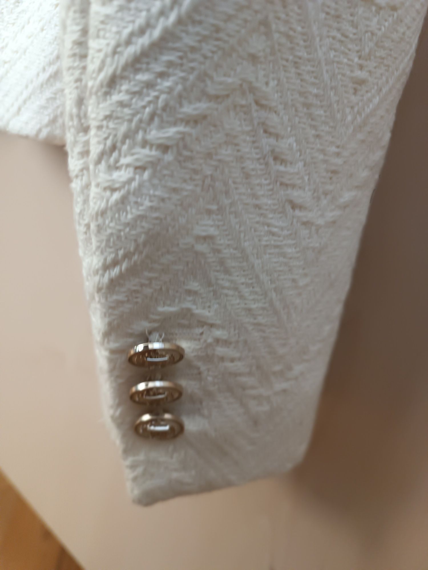 Żakiet boucle ecru