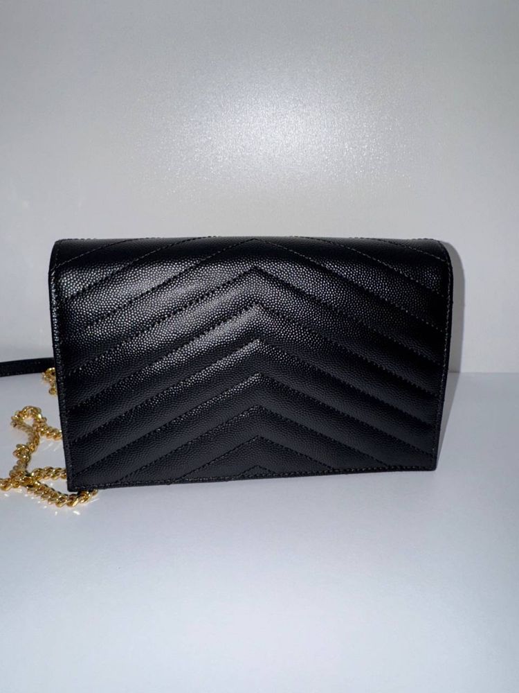 Saint Laurent Cassandre конверт