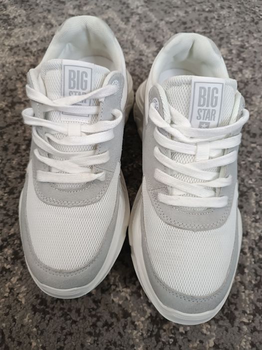 Кросівки снікерси