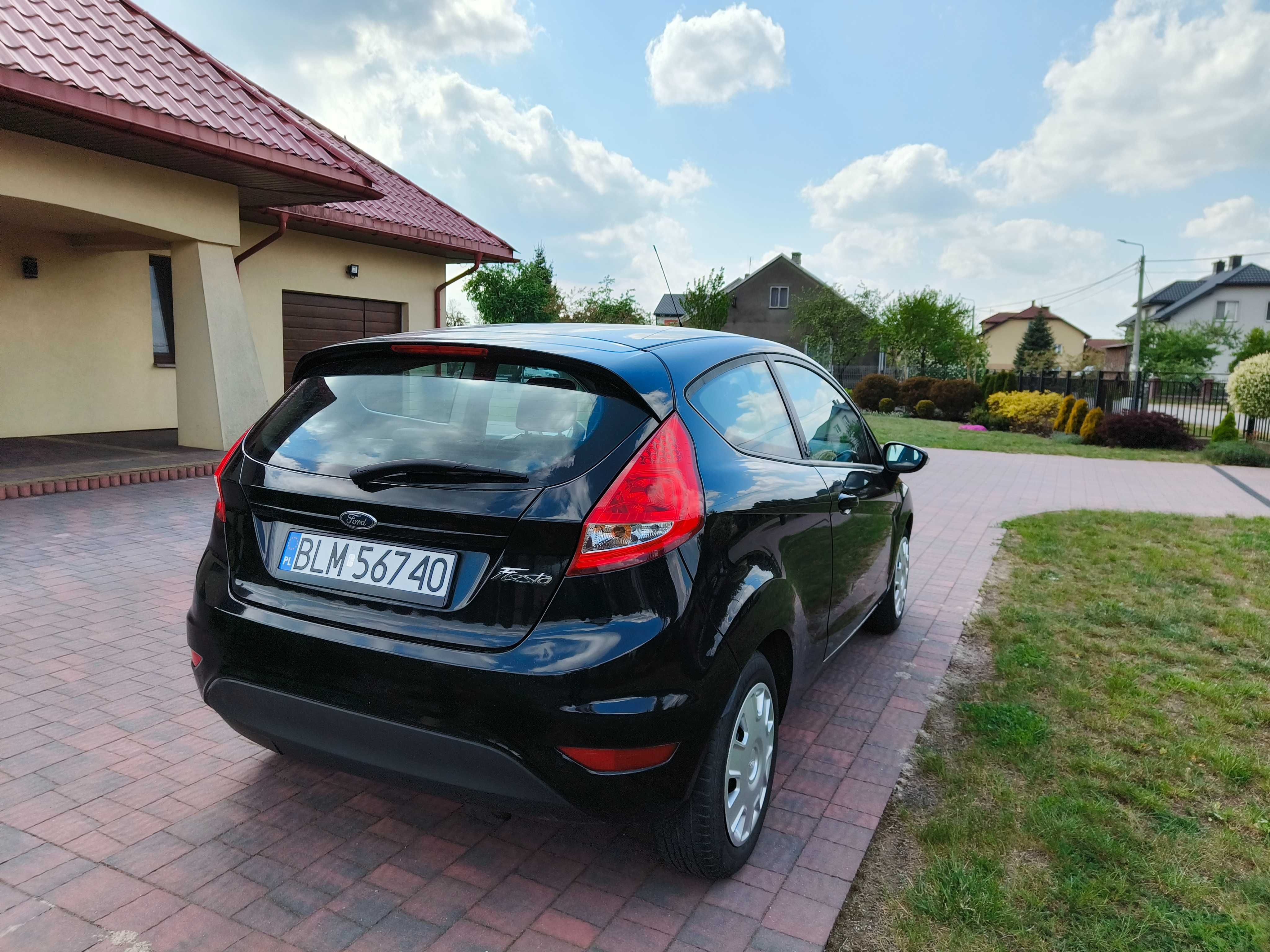 Ford Fiesta 1,25 - 82 KM sprzedam-  zamienię
