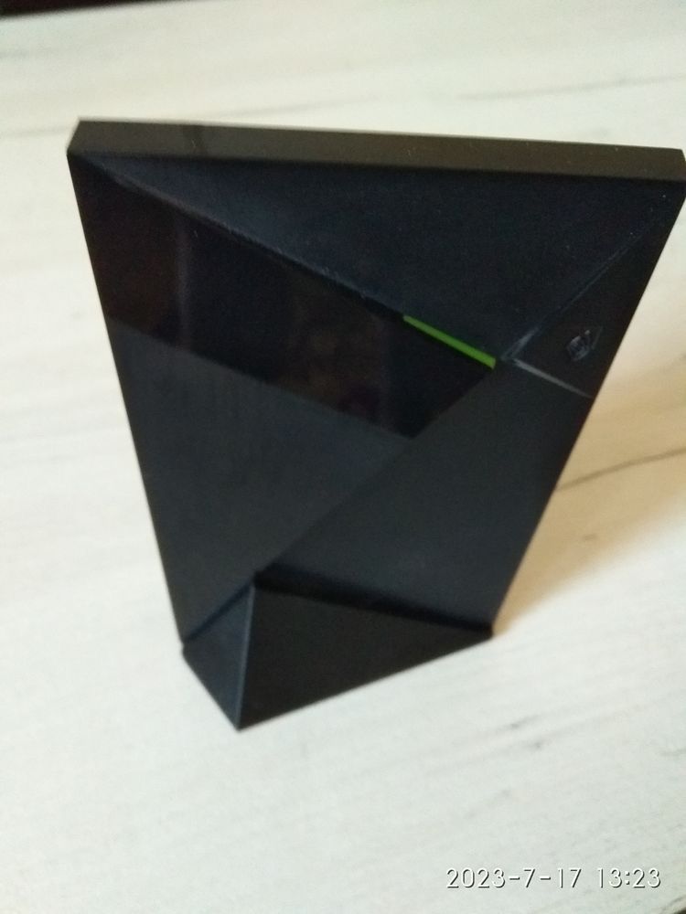 Вертикальна підставка Nvidia Shield Android TV (2017, 2019)