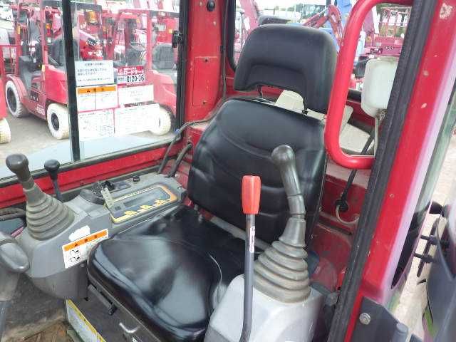 Гусеничный экскаватор Kubota U-30-5 с кабиной