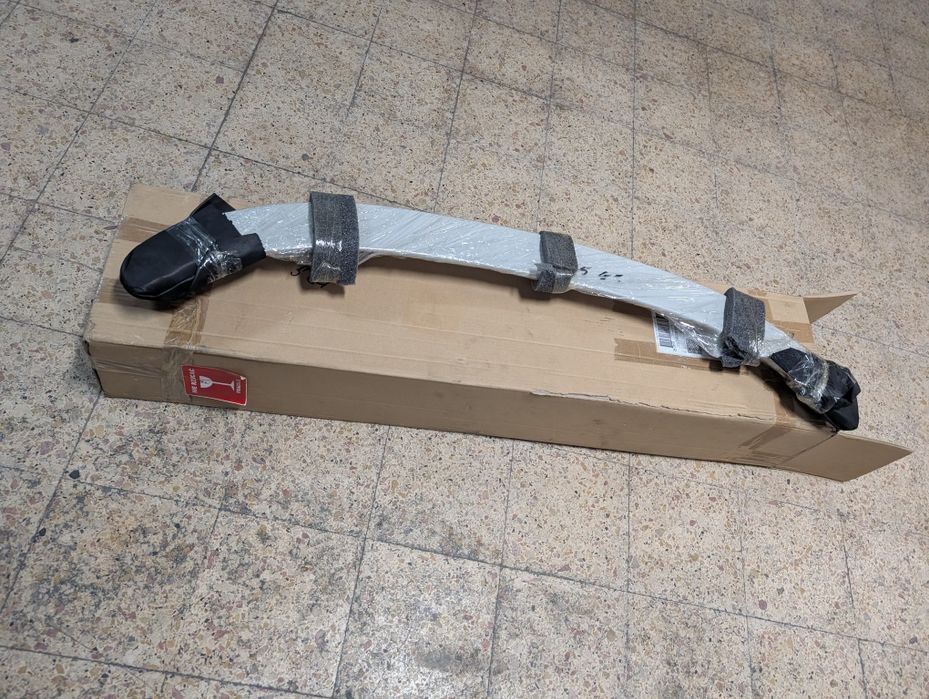 BMW 530 GT spoiler original novo na caixa nunca usado.