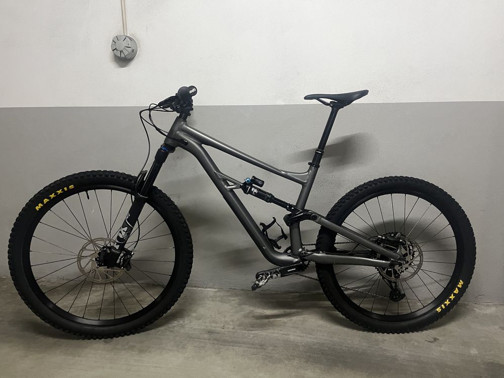 Specialized status 160