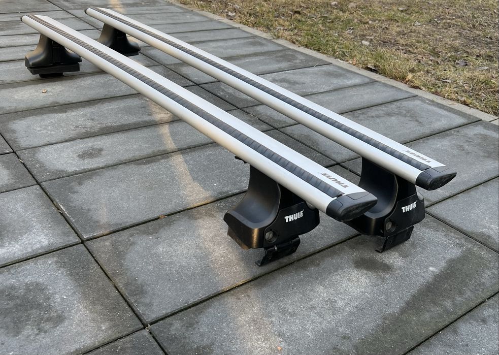 Bagażnik Thule Wingbar Audi A6 C7 C8 Sedan srebrne