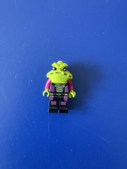 Lego Минифигурки б/у