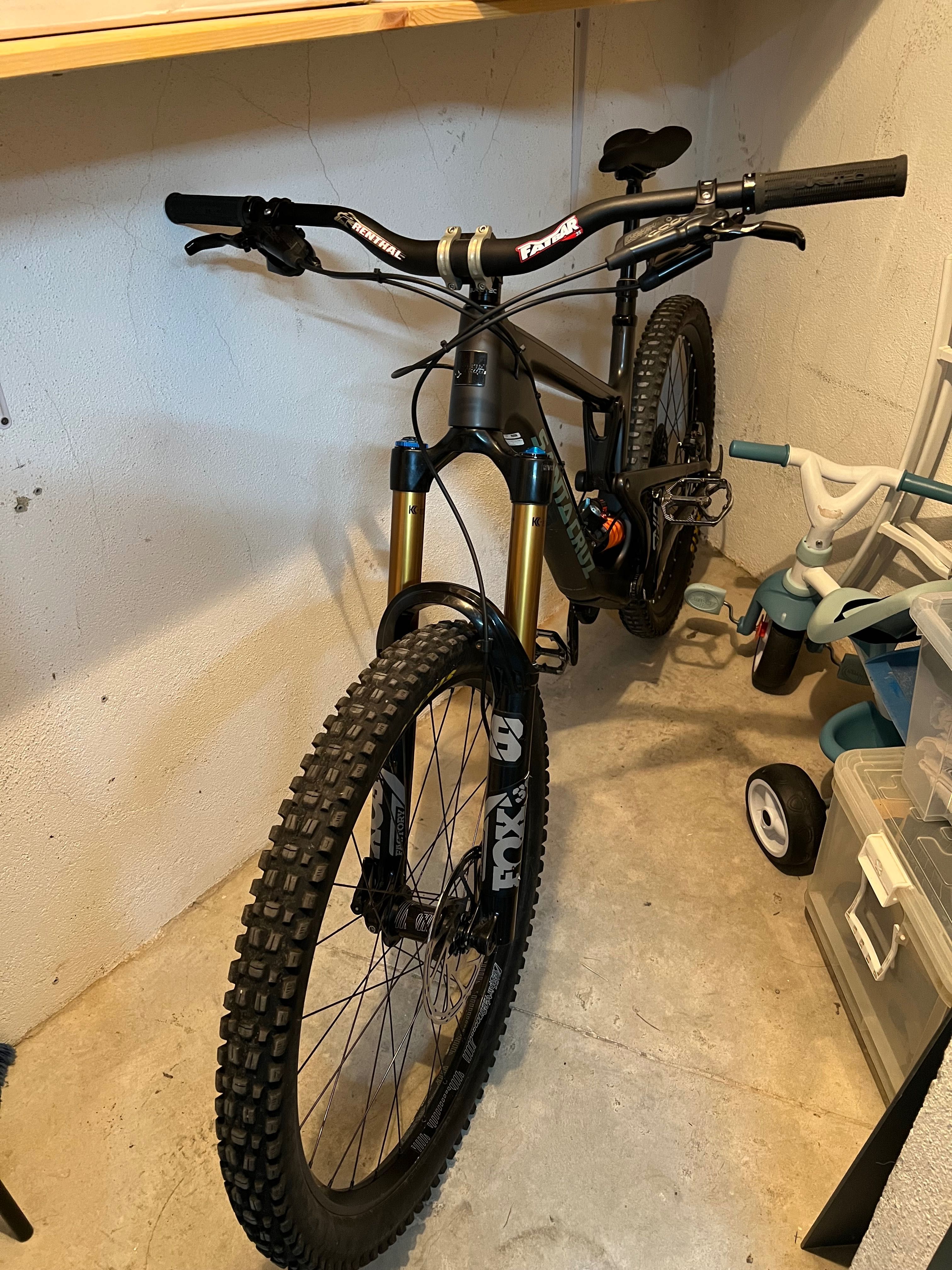 Santa Cruz Nomad