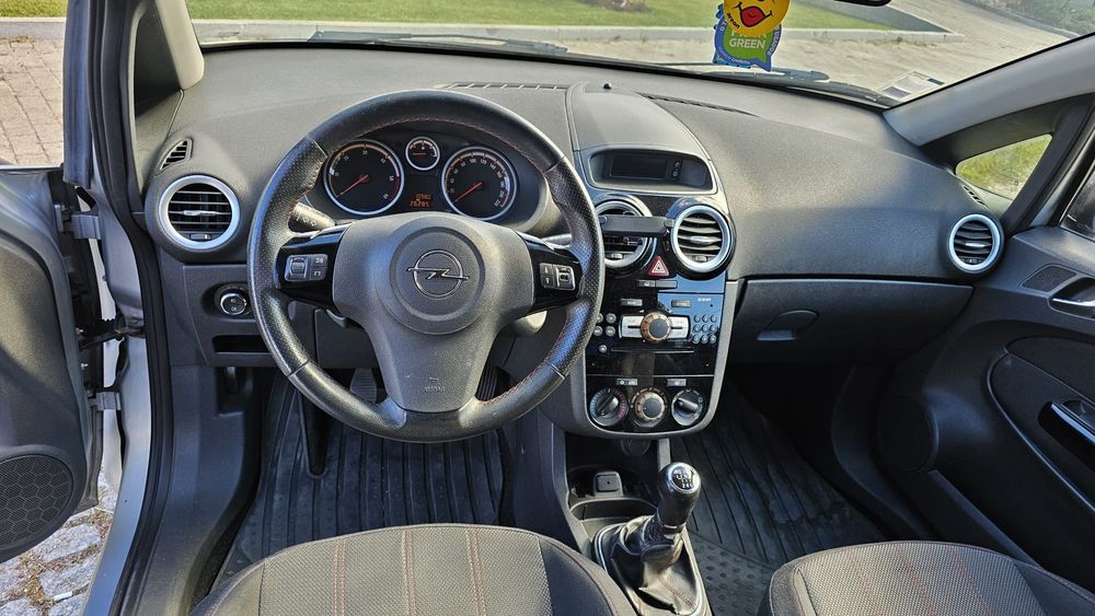 Opel Corsa Black Edition 2011