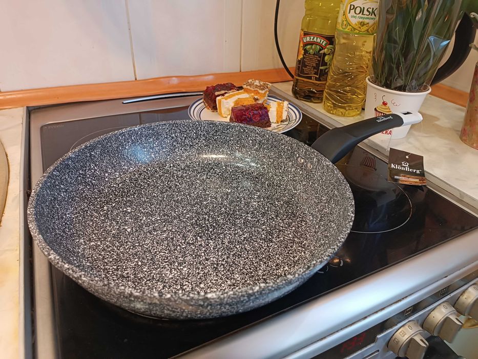 Patelnia granitowa tradycyjna 30 cm - bardzo solidna na gaz, indukcję!