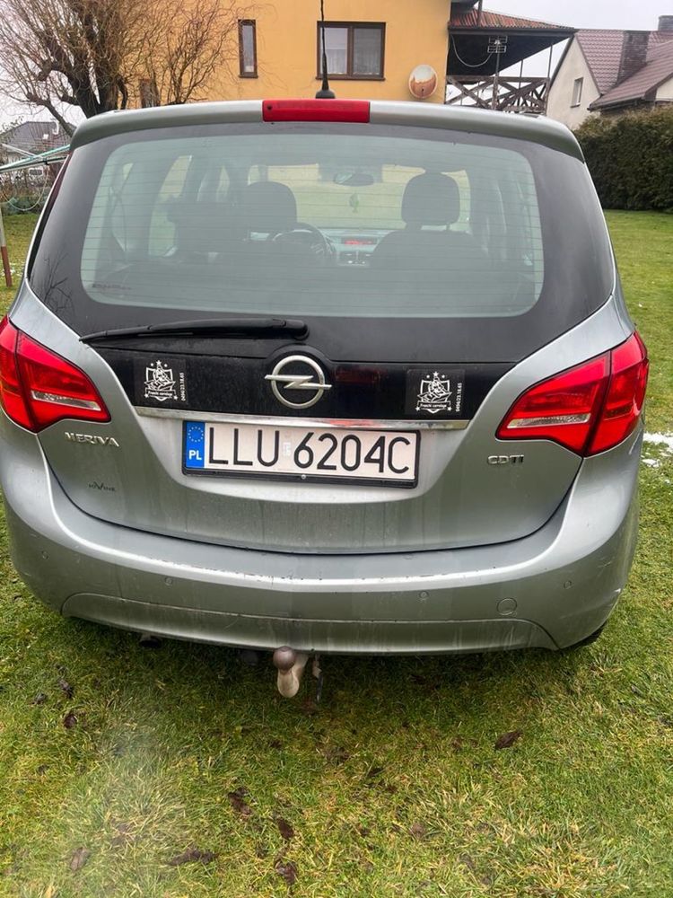 OPEL MERIVA 1.7 rok 2011