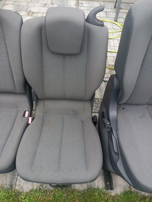 Fotele Renault scenic 2