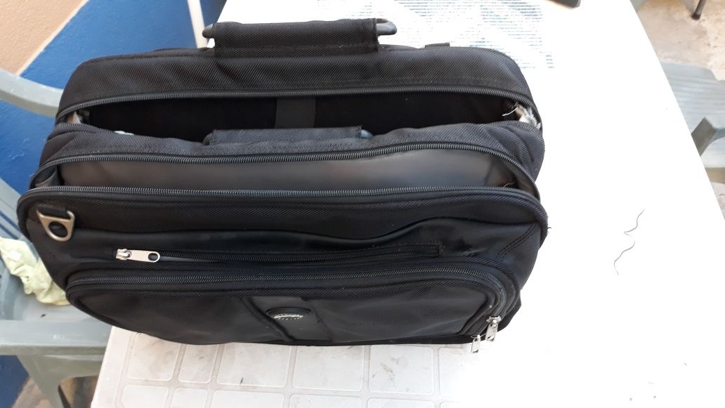 Trolley Kensigton para Pc Portátil ou outros.