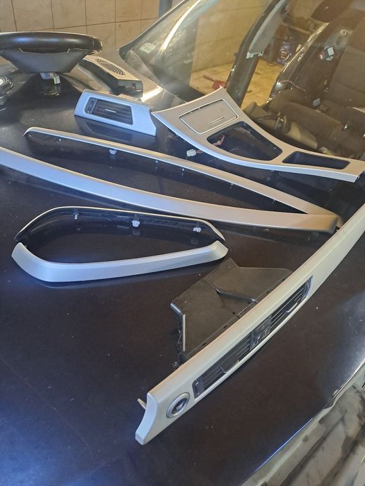 Listwy dekory Mpakiet bmw e90/e91 aluminiowe