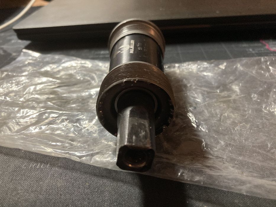 Suport - wkład suportu na kwadrat Majdller BSA 68mm oś 122.5mm