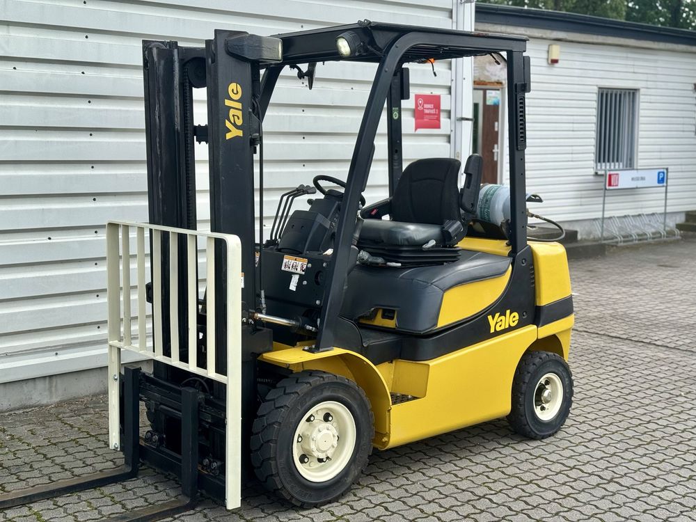 YALE [2017r] wózek widłowy 2500kg przesuw boczny LPG UDT