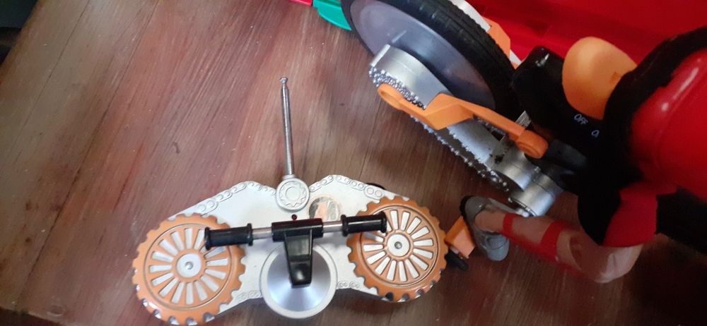 Action Man Ciclista telecomandado