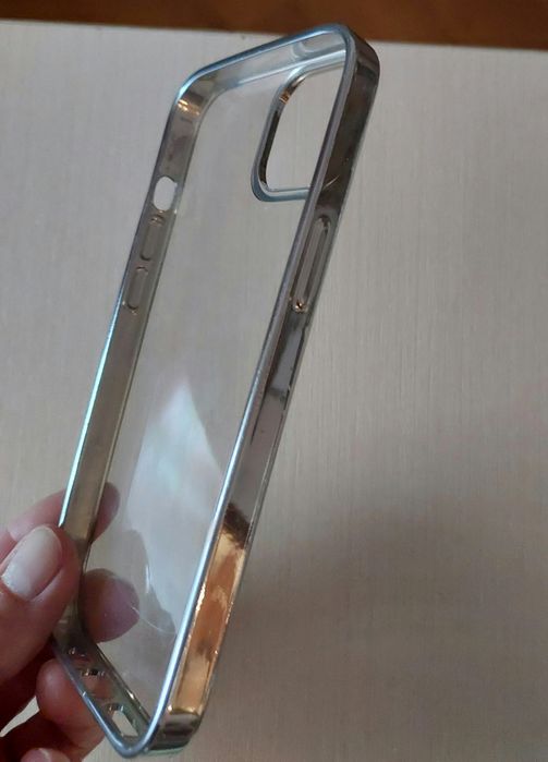 Чохол для iPhone 13