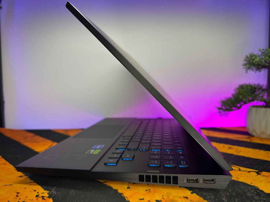 HP Omen 17, i7-13700hx, rtx4060, 144hz