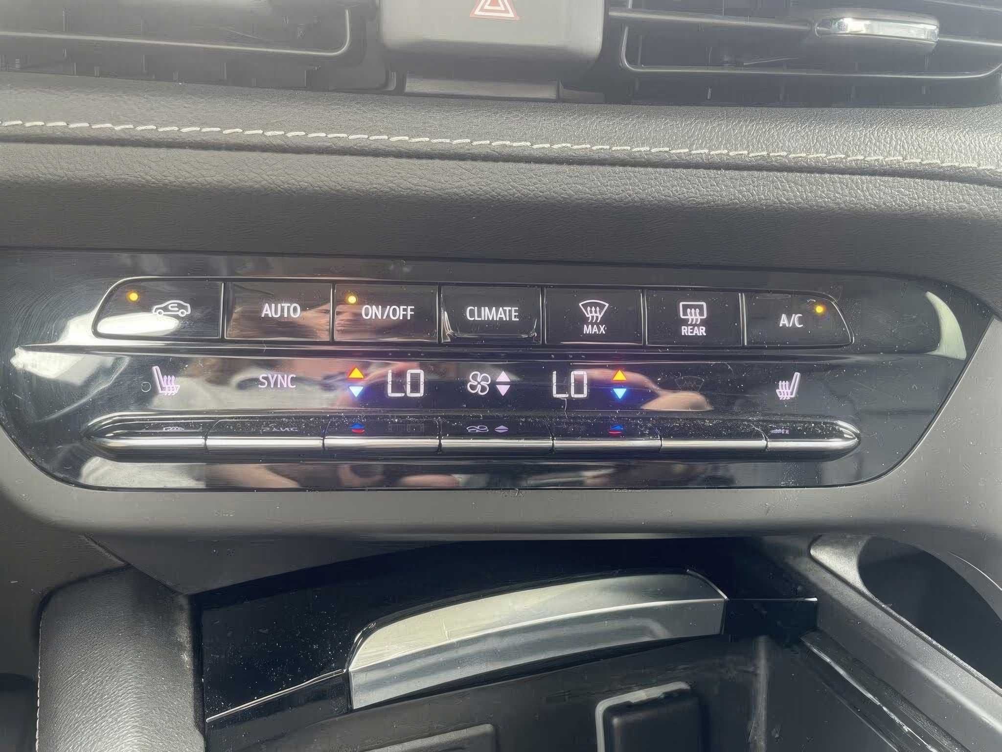 Buick	ENVISION		2022