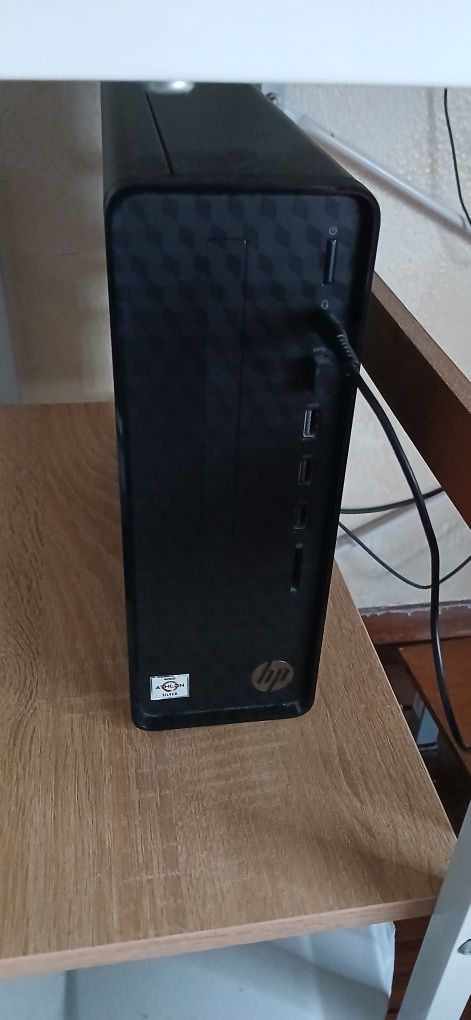 Desktop Gaming HP Slim Desktop