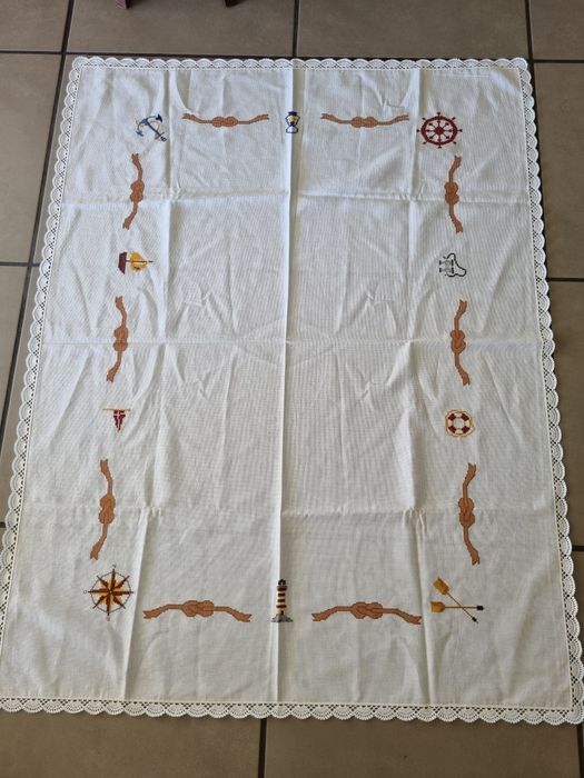 Toalha de mesa de ponto cruz
