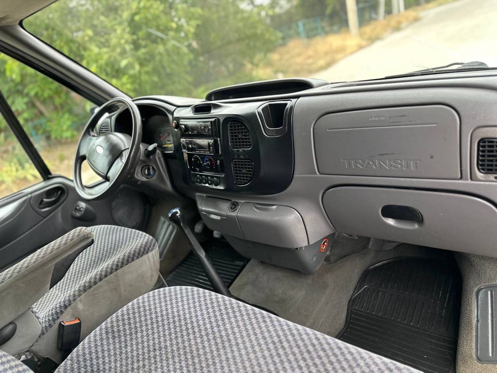 Ford Transit оригінал пасажир