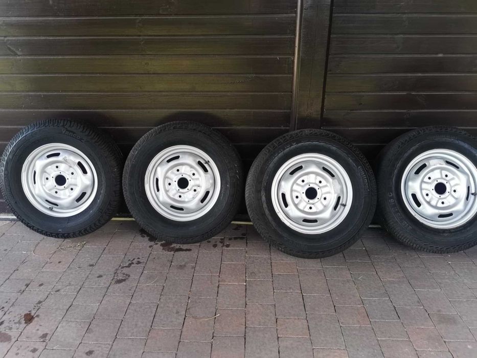 Kola Ford Transit 215/75 R 16 C