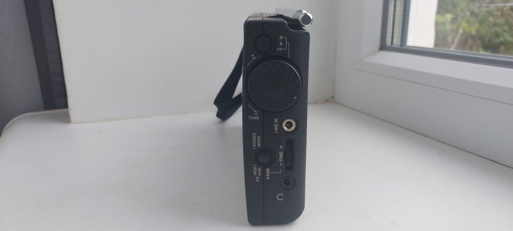 Програвач МР3, радіоприймач  Degen DE 1121