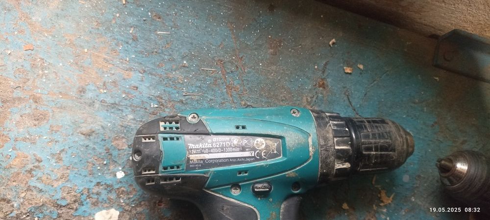 Шуруповерт макита 6271D