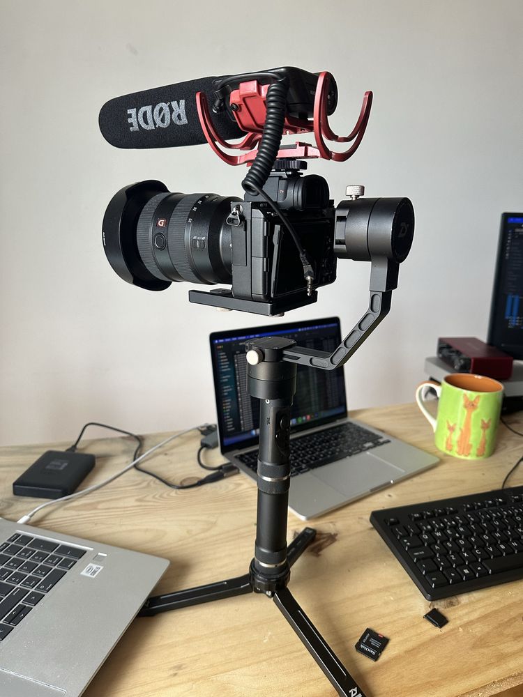 Gymbal zhiyun crane plus