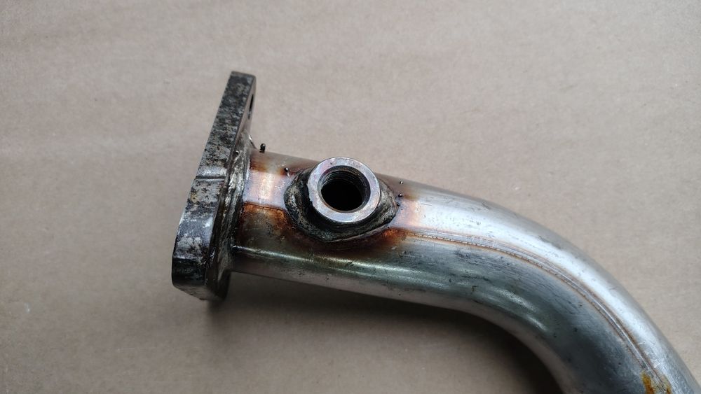 прийомна труба Kia Clarus