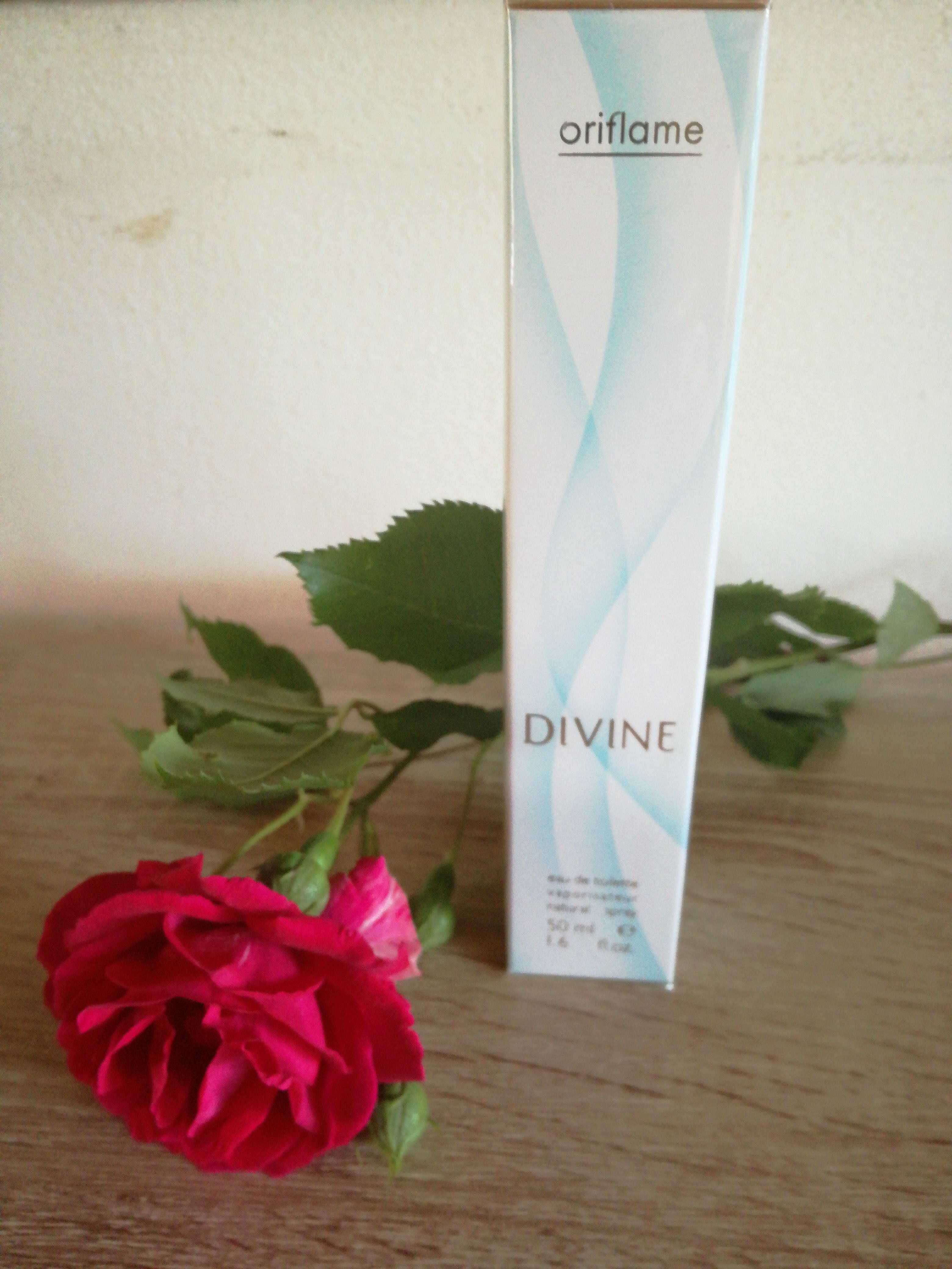 DIVINE-Eau de toilette.