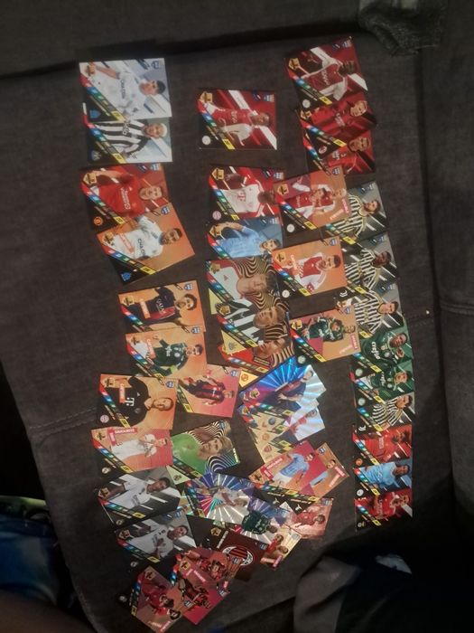 Karty piłkarskie adrenalyn 2024