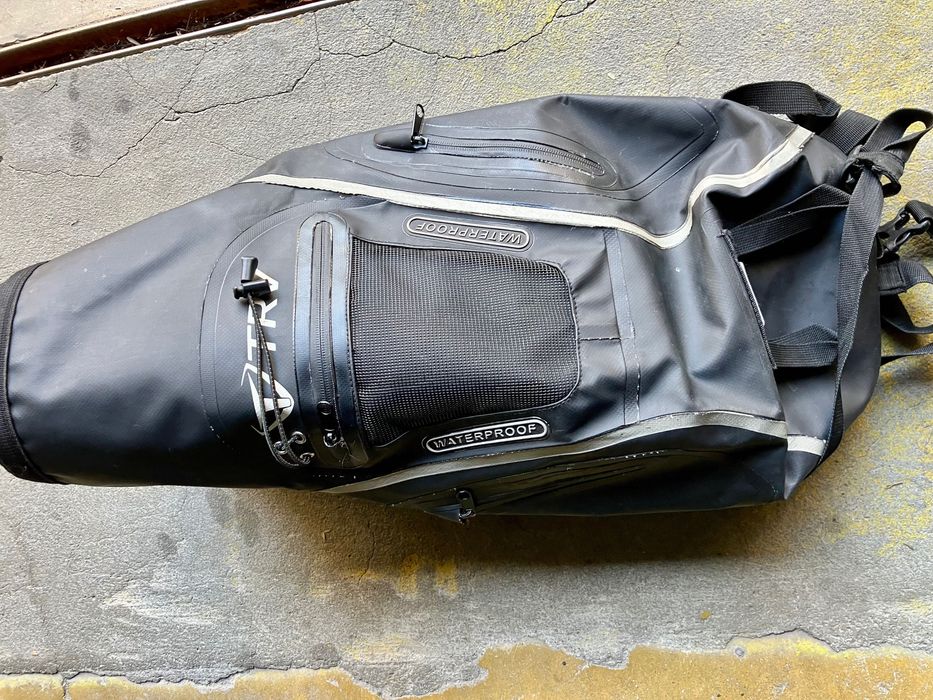 Mala - mochila impermeável