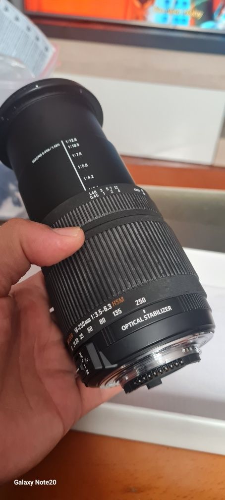 Sigma dc 18-250 mm 1:3,5_6,3 ( Nikon)