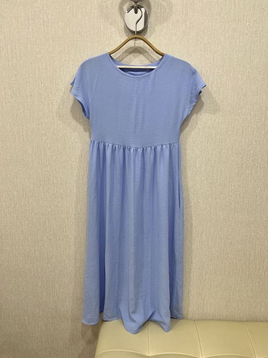 Літня жіноча сукня, плаття