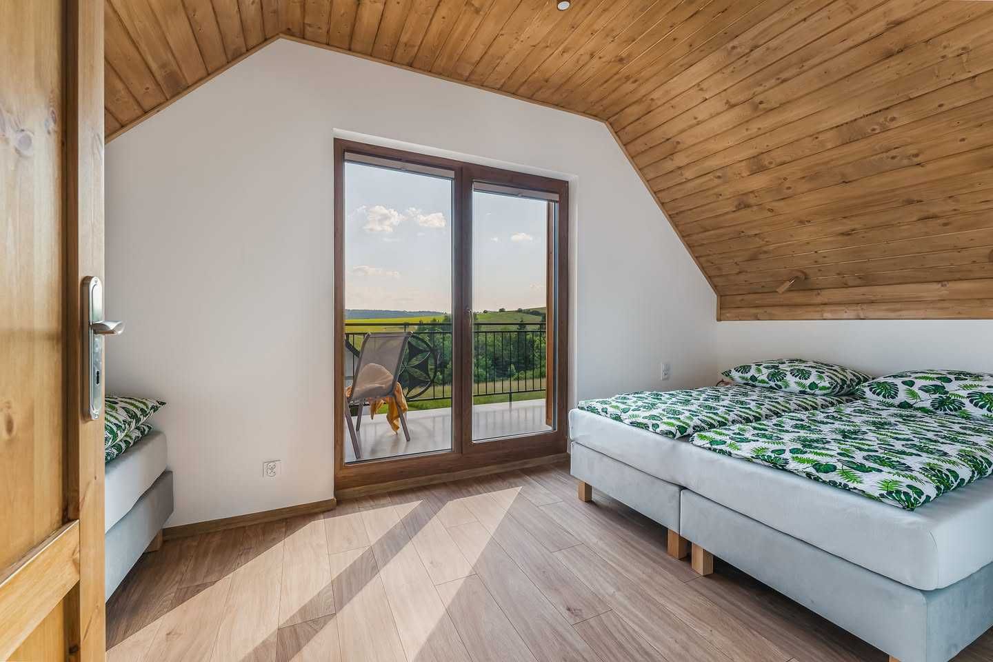 Nowy domek w górach z widokiem na Tatry i Pieniny. Cicha okolica