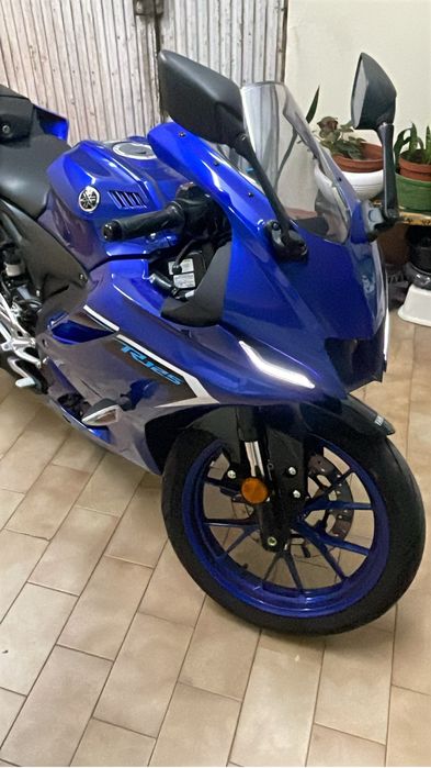 Yamaha yzf r125