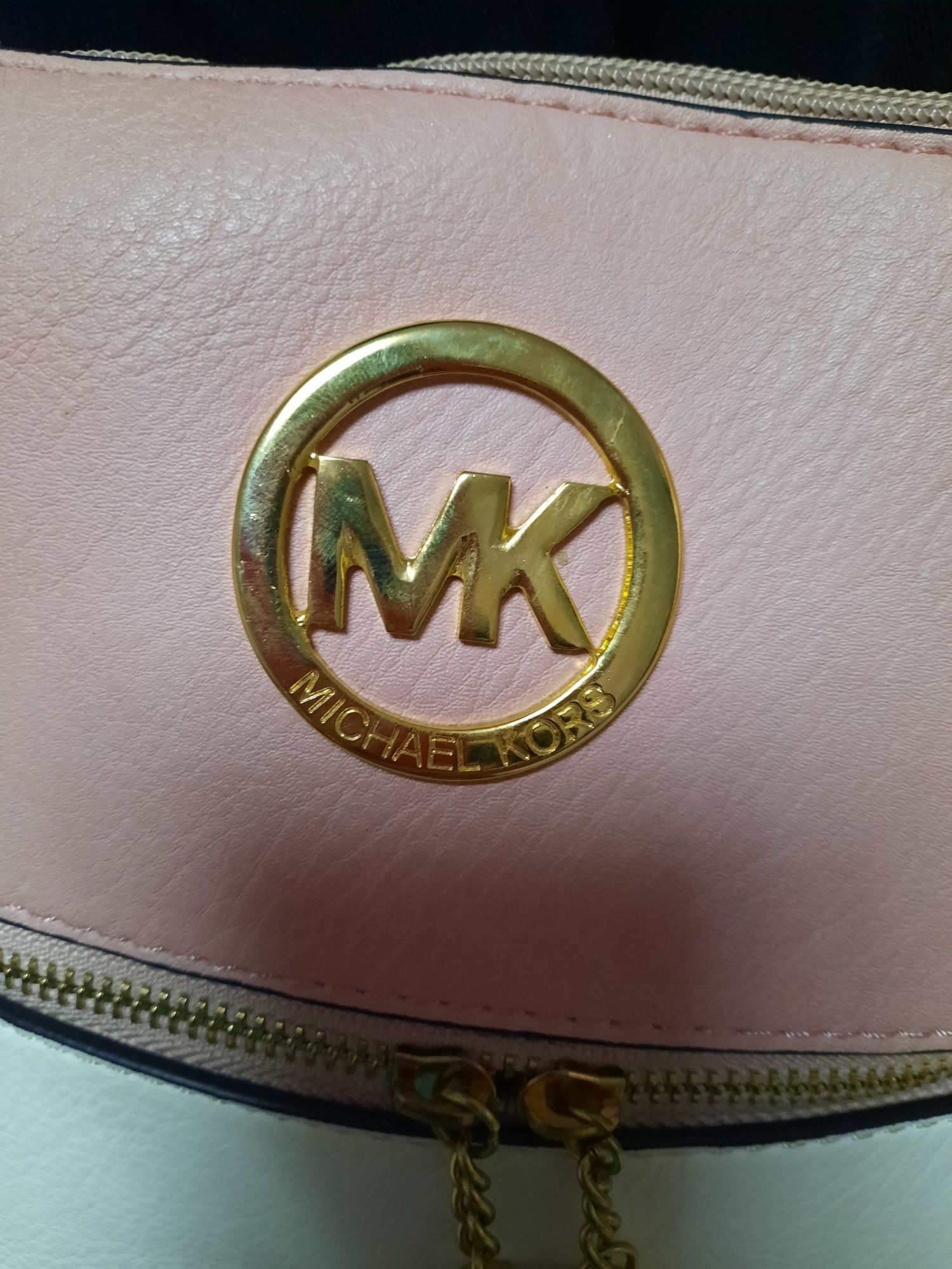 Сумка через плече Michael Kors