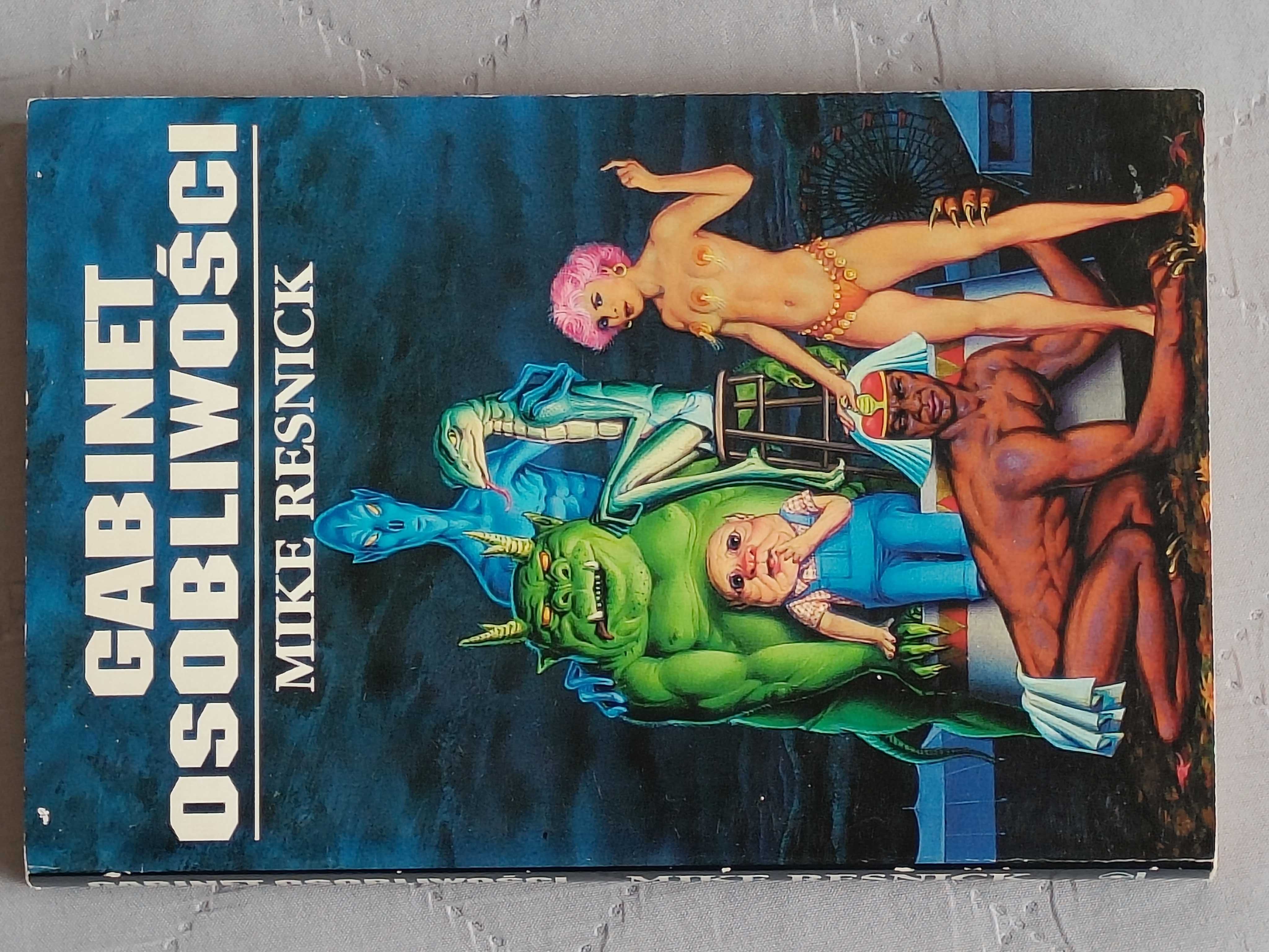 Mike Resnick, Gabinet osobliwości