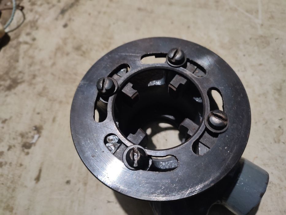 Продам клупп трубный,