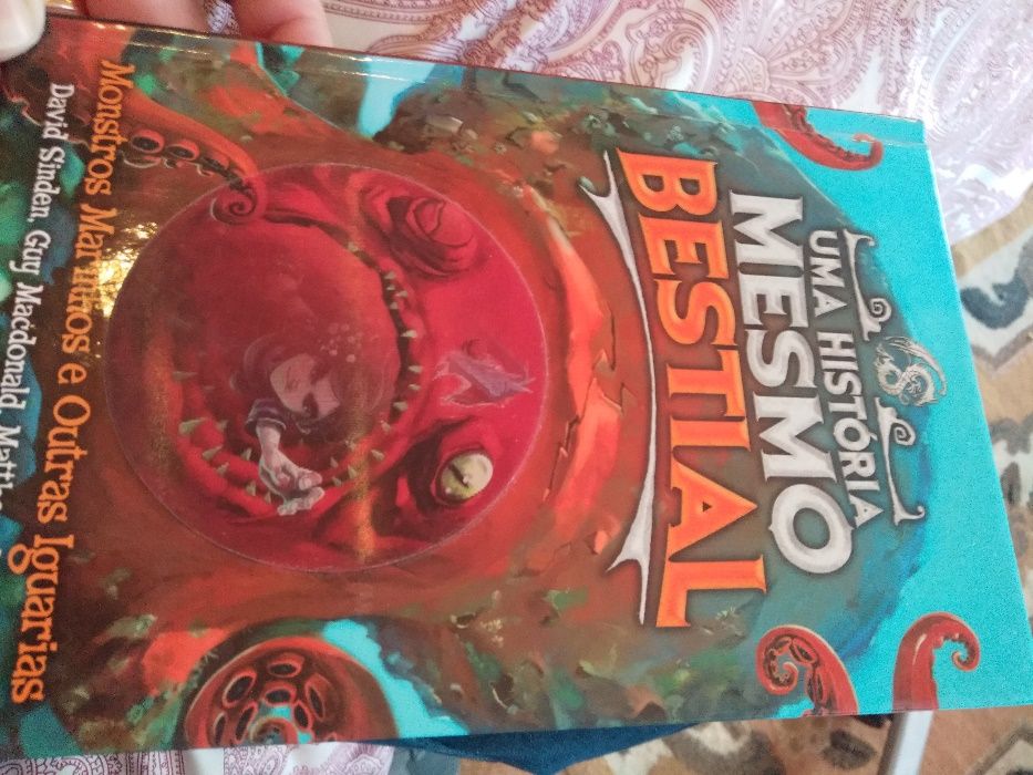 uma historia mesmo bestial( david sinden,guy macdonald matthew morgan)