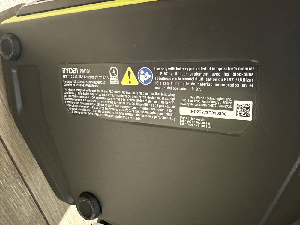 Будівельна блітуз колонка RYOBI PAD01 акумуляторна