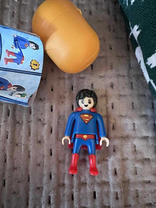 Kinder niespodzianka DC playmobil Superman