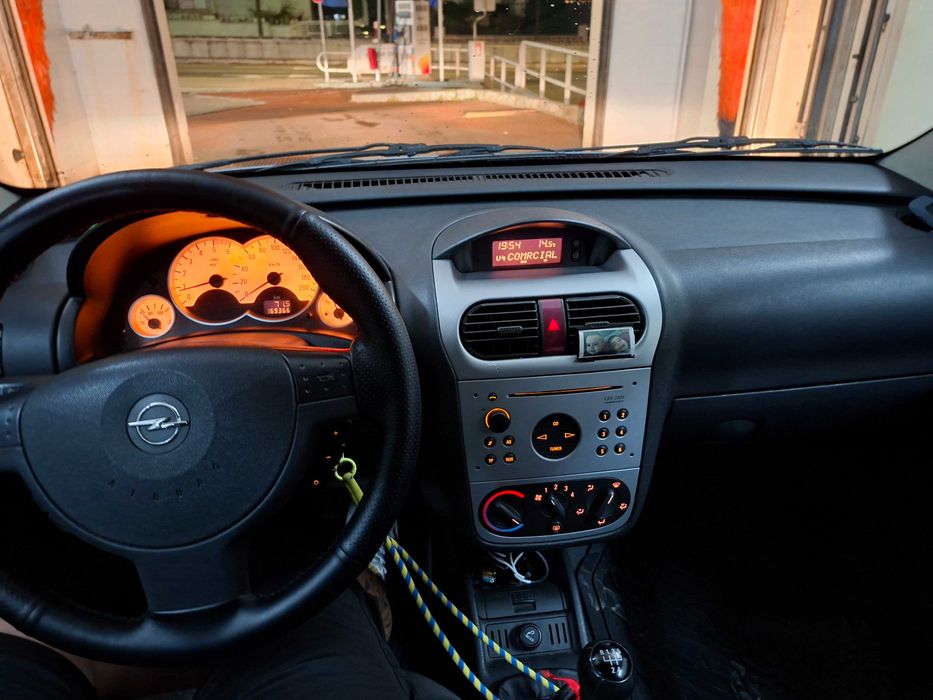 Opel corsa 1.3 cdti